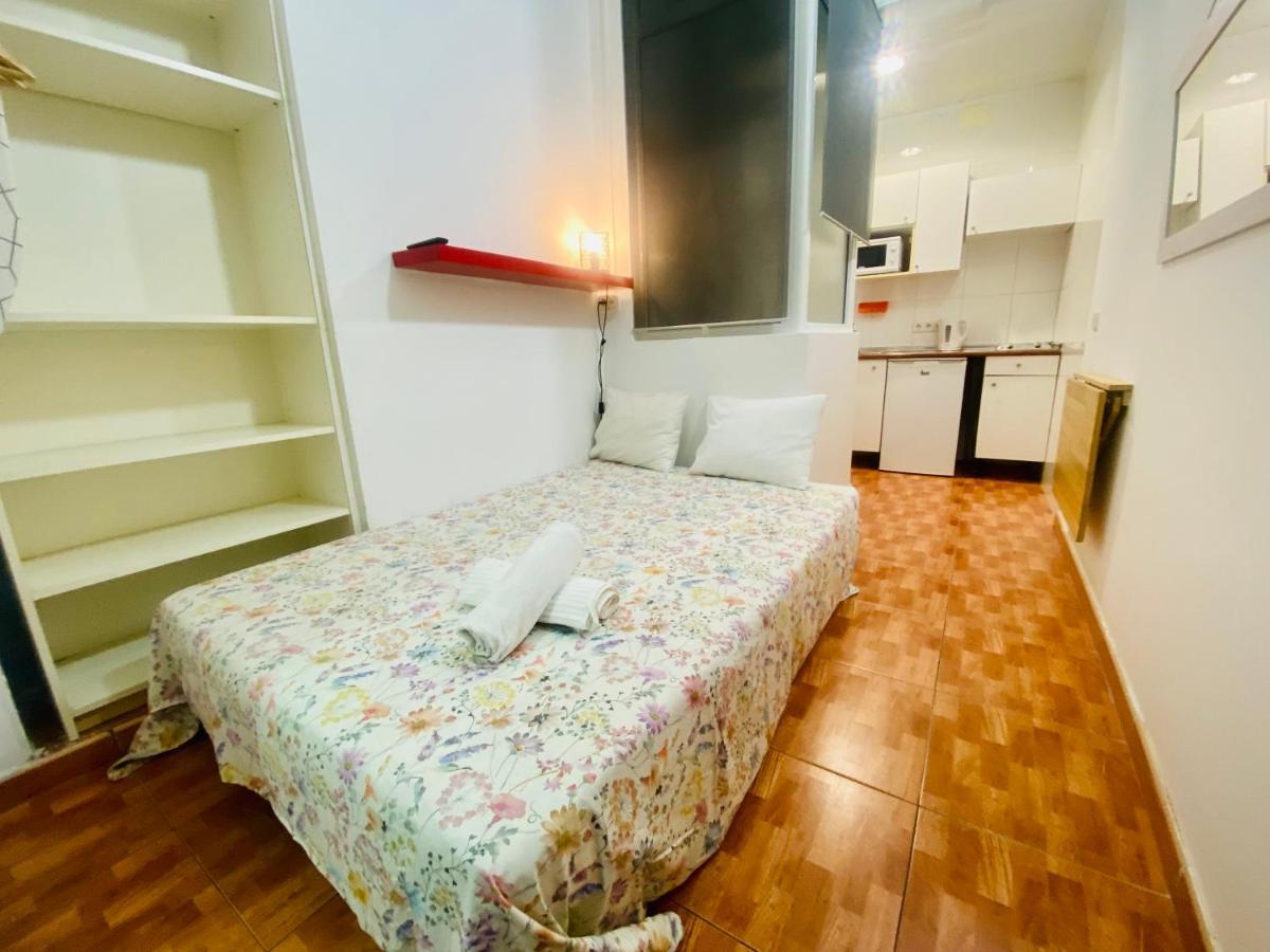 01 Apartamento 2 ,3 Appartement Barcelona Buitenkant foto
