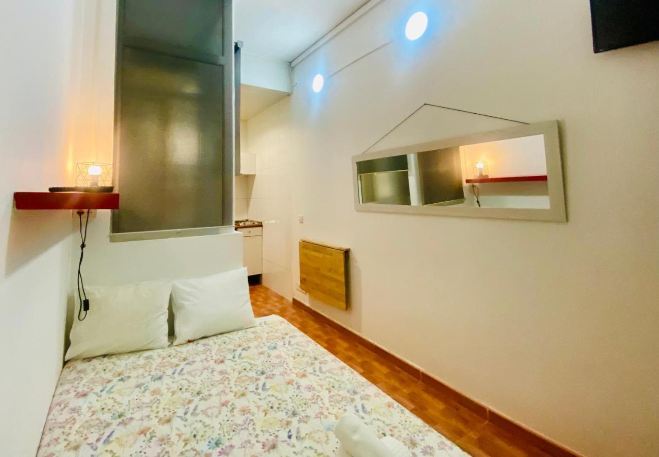 01 Apartamento 2 ,3 Appartement Barcelona Buitenkant foto